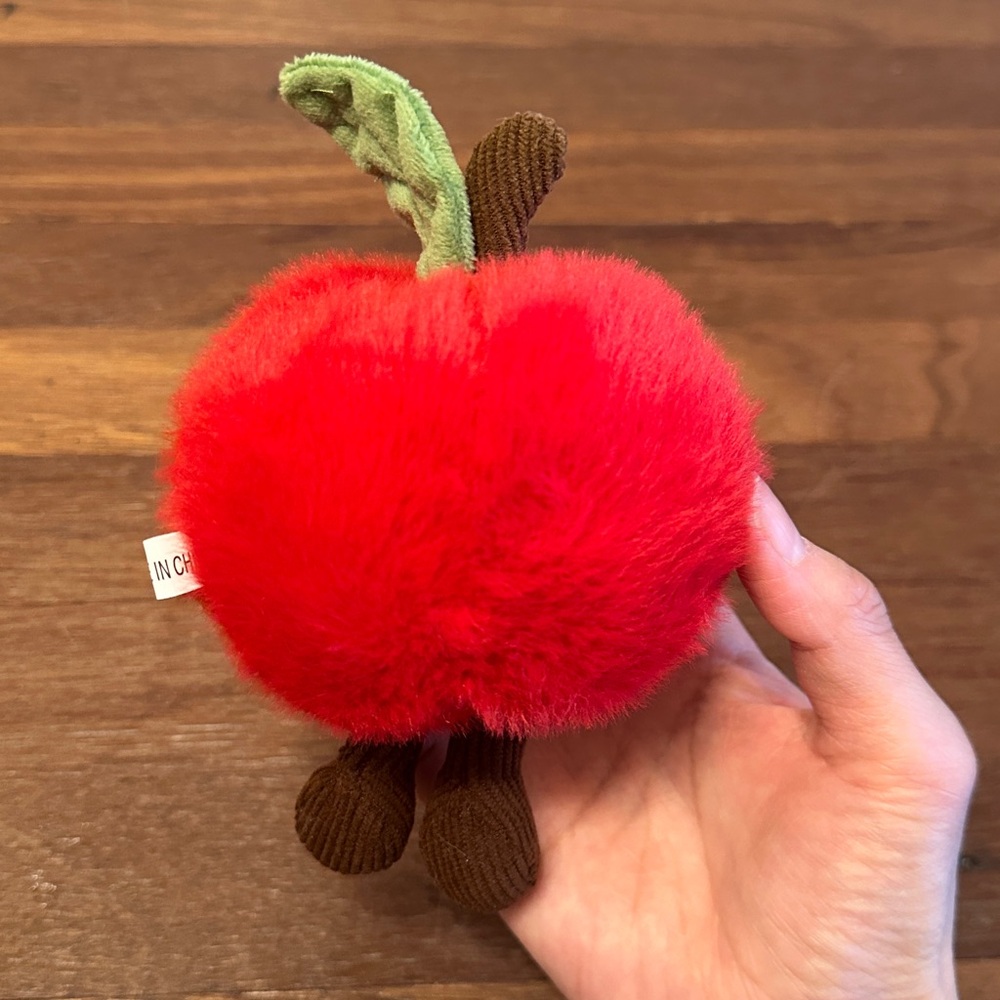 Red Apple Plush Keychain Cute Fruit Bag Charm Kawaii Soft Toy Gift New - Picture 3 of 8